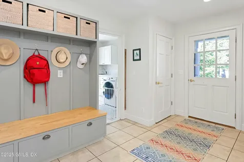 40 Willowmere Circle Riverside CT 06878