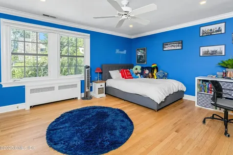 40 Willowmere Circle Riverside CT 06878