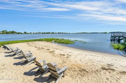 40 Willowmere Circle Riverside CT 06878