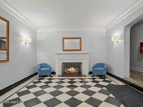 169 Mason Street Greenwich CT 06830