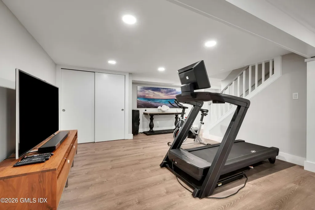 6 Wyngate Road Greenwich CT 06830