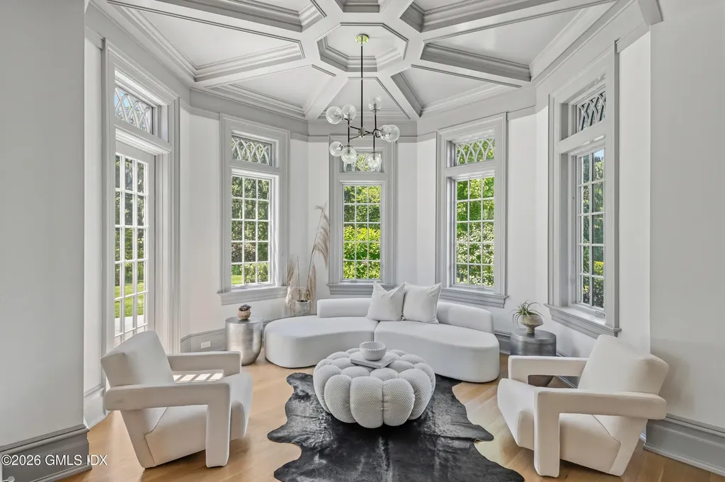7 Loch Lane Greenwich CT 06830