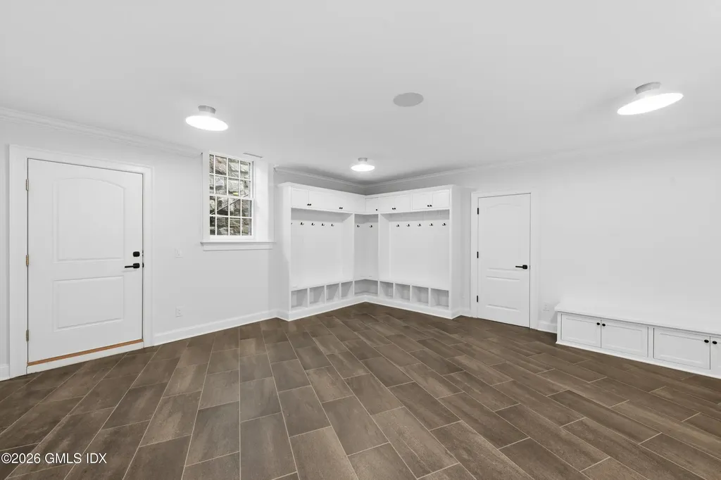 7 Loch Lane Greenwich CT 06830