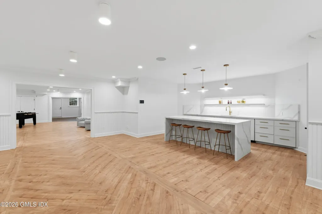 7 Loch Lane Greenwich CT 06830