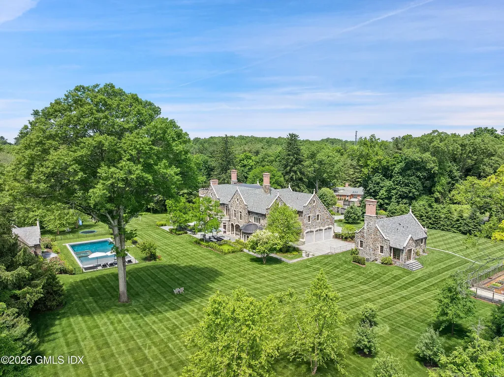 7 Loch Lane Greenwich CT 06830