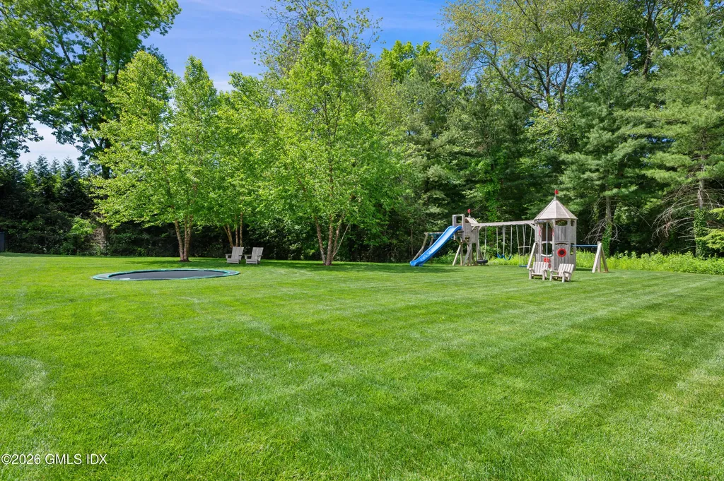 7 Loch Lane Greenwich CT 06830