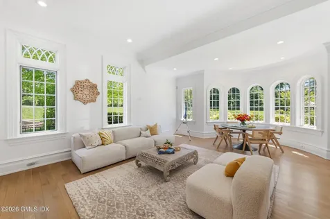 7 Loch Lane Greenwich CT 06830