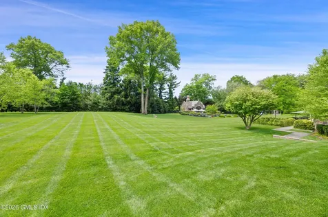 7 Loch Lane Greenwich CT 06830