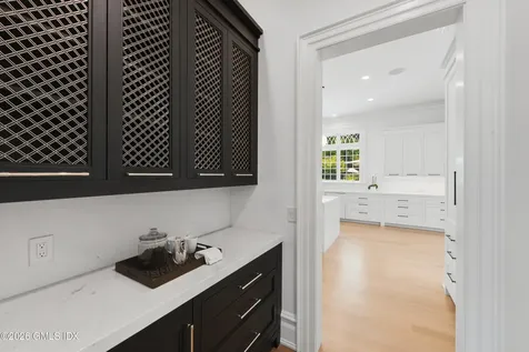 7 Loch Lane Greenwich CT 06830