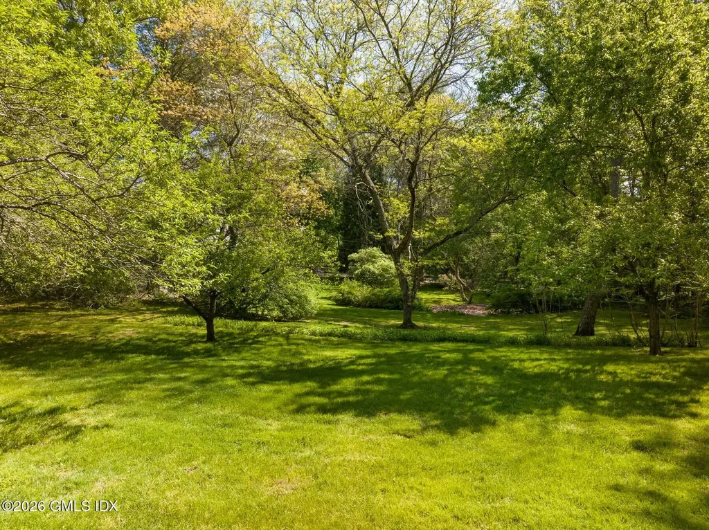 16 Vineyard Lane Greenwich CT 06831