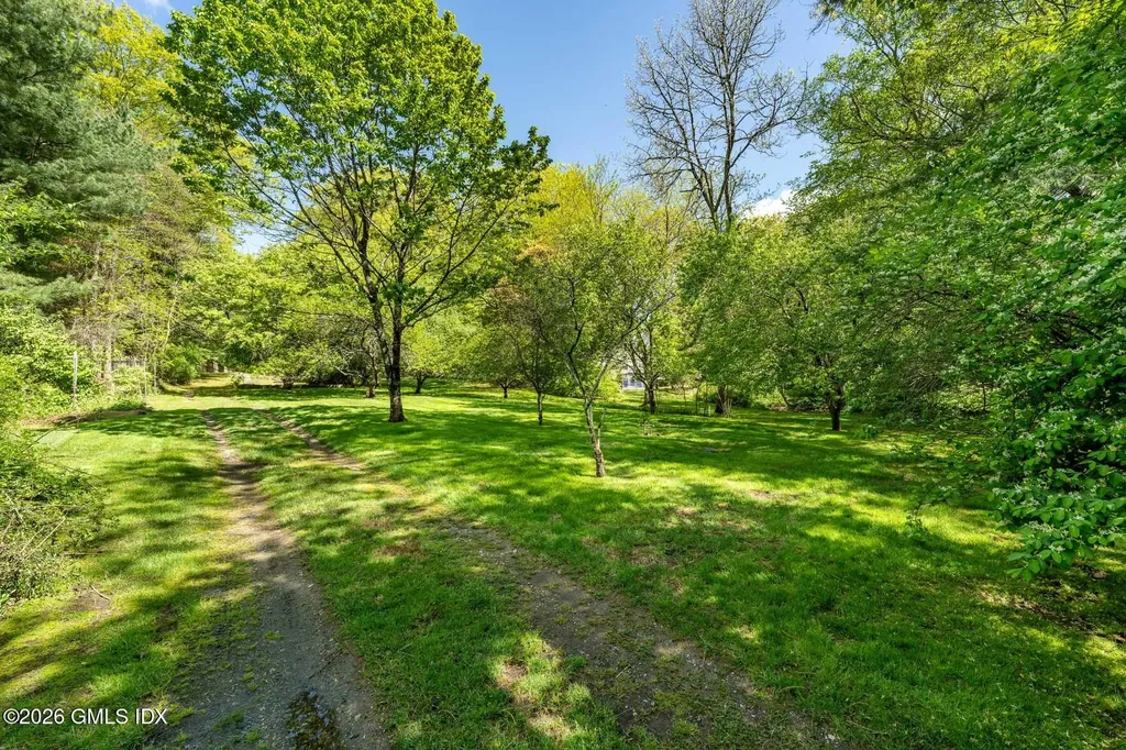 16 Vineyard Lane Greenwich CT 06831