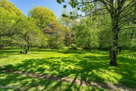16 Vineyard Lane Greenwich CT 06831