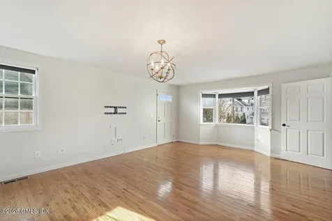 17 Circle Drive Greenwich CT 06830