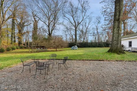 17 Circle Drive Greenwich CT 06830
