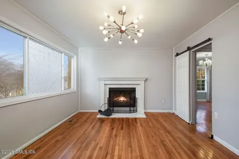 17 Circle Drive Greenwich CT 06830