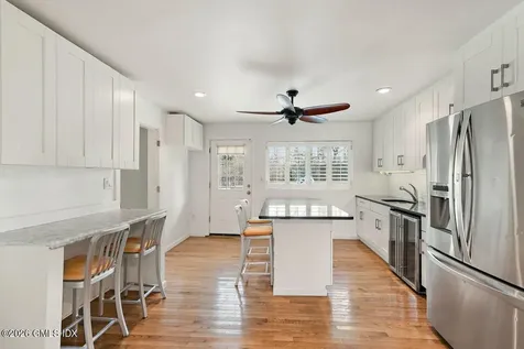 17 Circle Drive Greenwich CT 06830