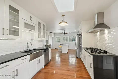 17 Circle Drive Greenwich CT 06830