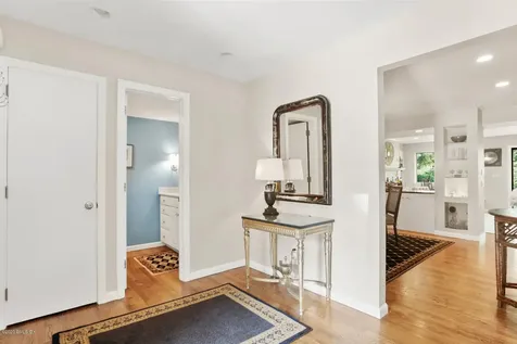 40 Ettl Lane Greenwich CT 06831