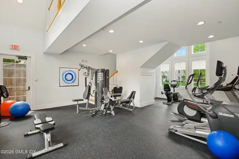 77 Havemeyer Lane Stamford CT 06902
