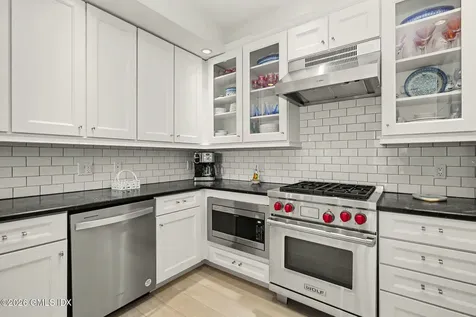 77 Havemeyer Lane Stamford CT 06902