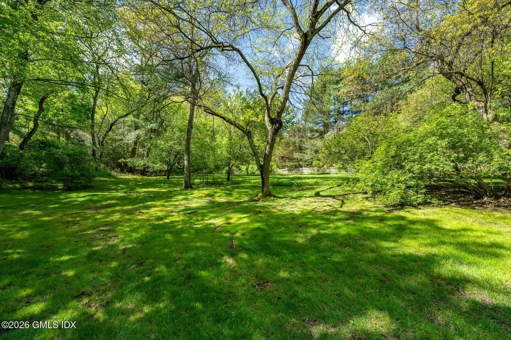 16 Vineyard Lane Greenwich CT 06831