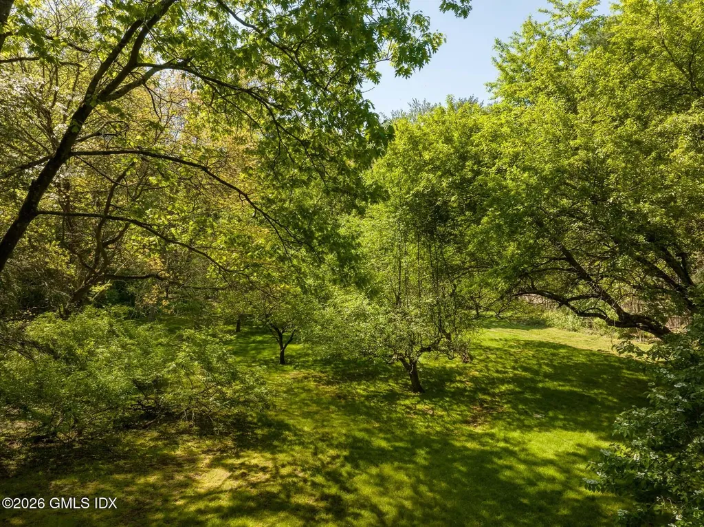 16 Vineyard Lane Greenwich CT 06831