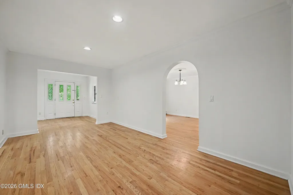 441 Cognewaugh Road Cos Cob CT 06807