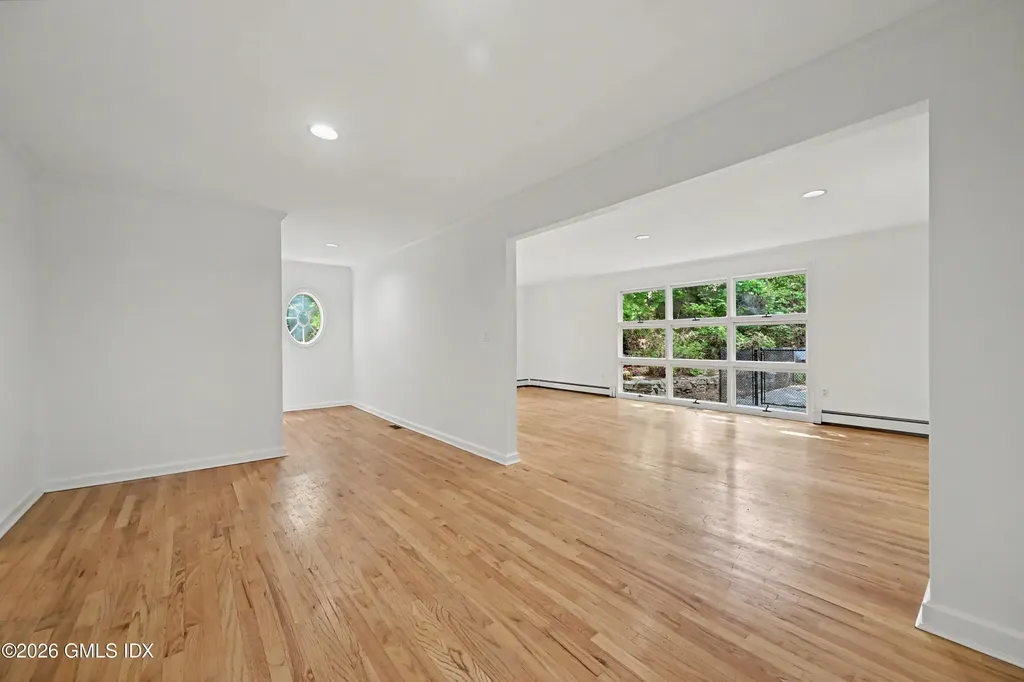 441 Cognewaugh Road Cos Cob CT 06807
