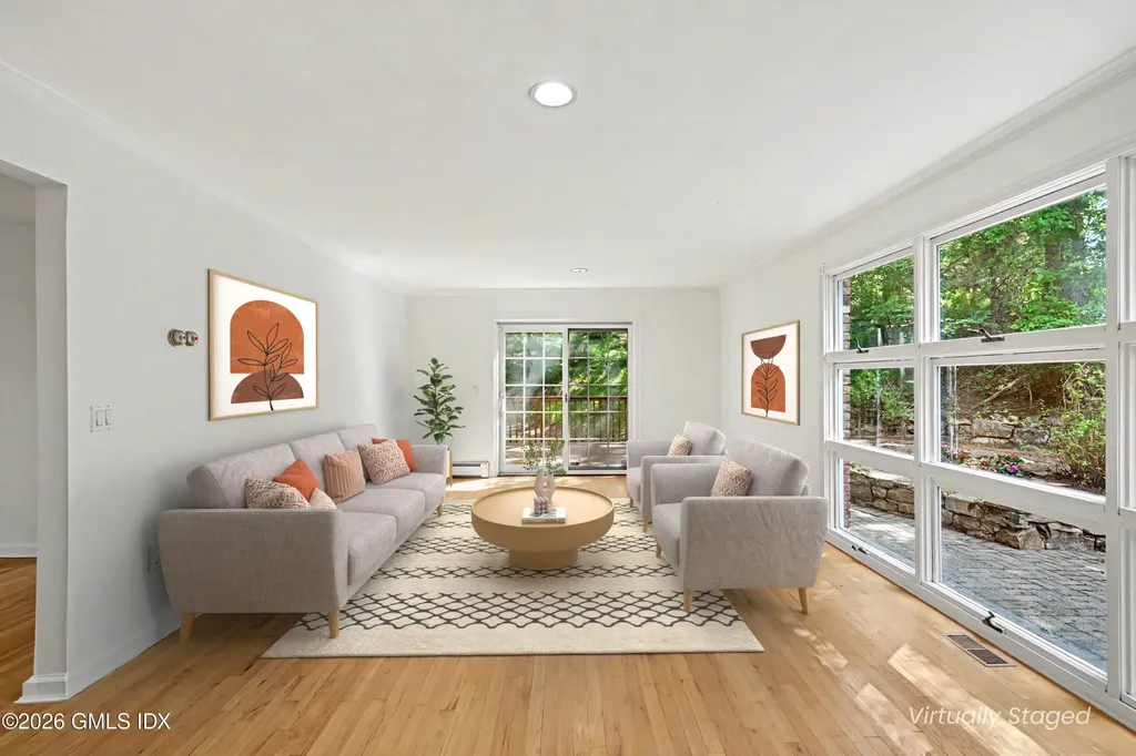 441 Cognewaugh Road Cos Cob CT 06807