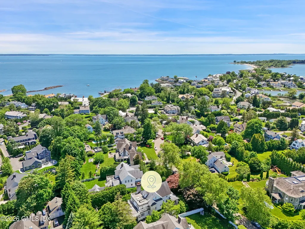 2 Wahneta Road Old Greenwich CT 06870