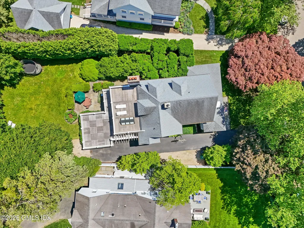 2 Wahneta Road Old Greenwich CT 06870