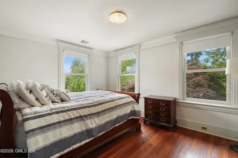 2 Wahneta Road Old Greenwich CT 06870