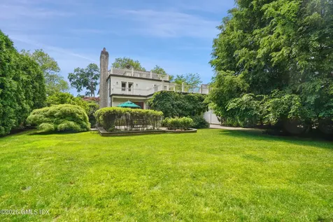 2 Wahneta Road Old Greenwich CT 06870