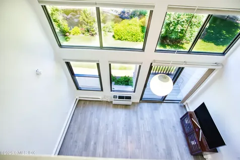 1465 E Putnam Avenue Old Greenwich CT 06870