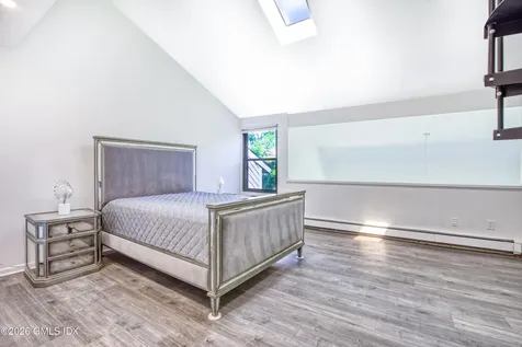 1465 E Putnam Avenue Old Greenwich CT 06870