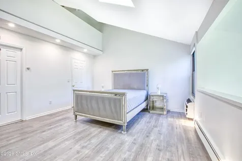 1465 E Putnam Avenue Old Greenwich CT 06870
