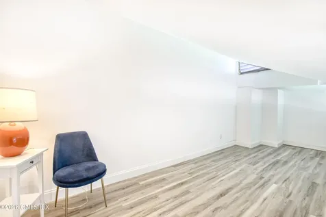 1465 E Putnam Avenue Old Greenwich CT 06870