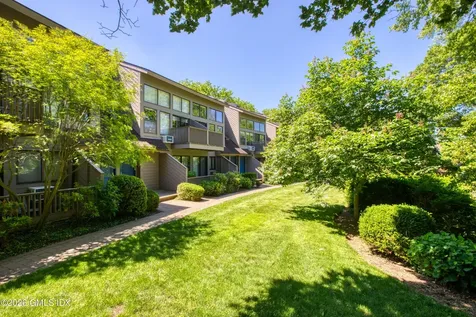 1465 E Putnam Avenue Old Greenwich CT 06870