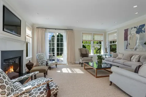 32 Reynolds Place Greenwich CT 06831