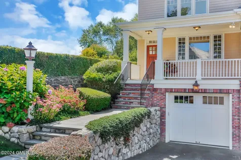 32 Reynolds Place Greenwich CT 06831
