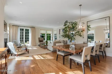 32 Reynolds Place Greenwich CT 06831