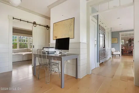 27 Cognewaugh Road Cos Cob CT 06807