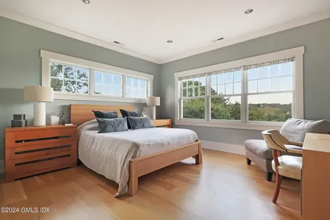 27 Cognewaugh Road Cos Cob CT 06807