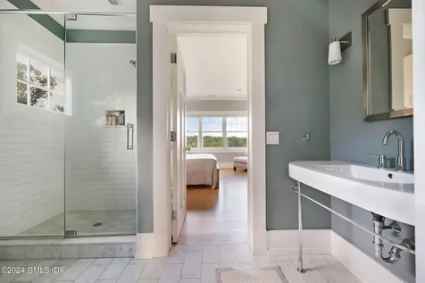 27 Cognewaugh Road Cos Cob CT 06807