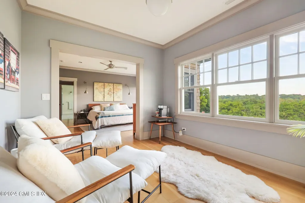27 Cognewaugh Road Cos Cob CT 06807