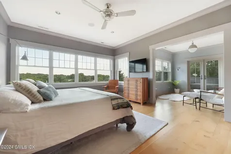 27 Cognewaugh Road Cos Cob CT 06807