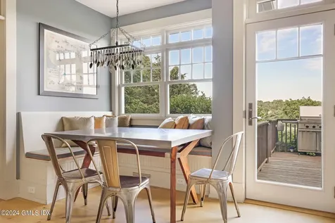 27 Cognewaugh Road Cos Cob CT 06807