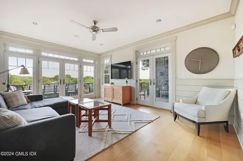 27 Cognewaugh Road Cos Cob CT 06807