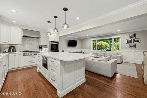 40 Mianus View Terrace Cos Cob CT 06807