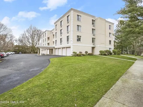 1525 E Putnam Avenue Old Greenwich CT 06870